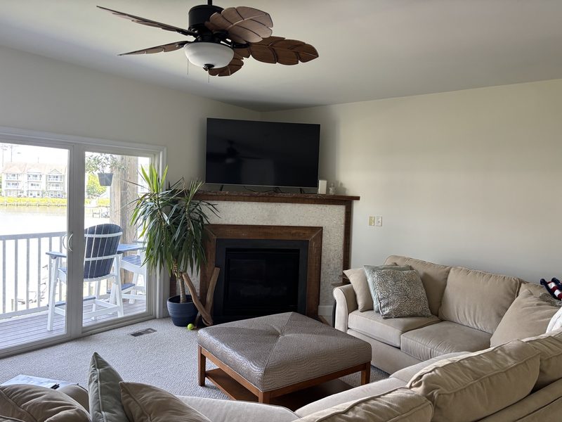 Finished residential interior painting by Coastal Coatings, project 25